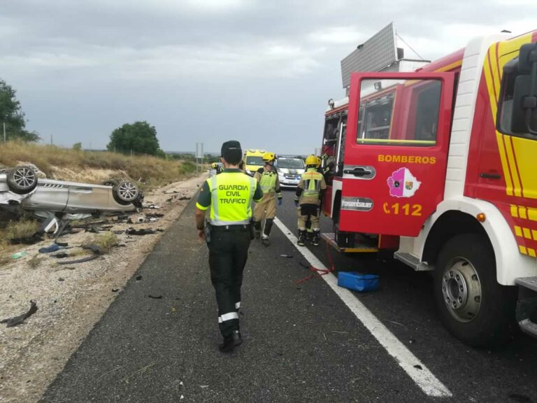 Seis personas heridas en la colisión múltiple de la A-3 en Tébar