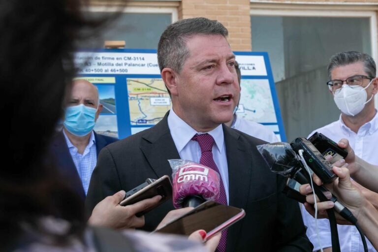 Page anuncia la llegada de una empresa alemana a Motilla del Palancar que generaría 500 empleos