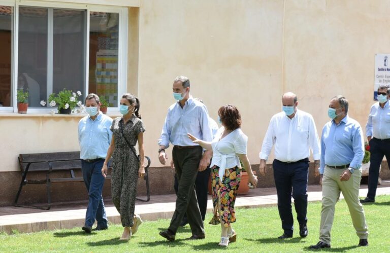 El Rey Felipe VI valora la «magnífica labor» de Aspadec en Cuenca