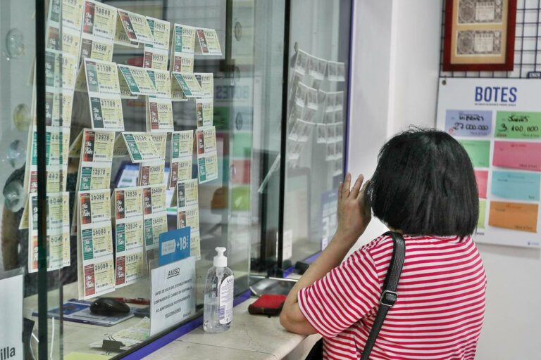 Parte del primer y segundo premio de la Lotería Nacional, vendidos en Hellín y Puertollano