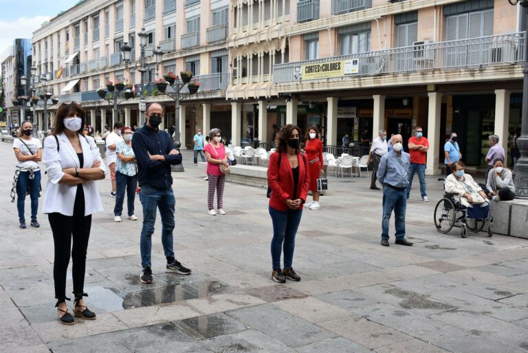 Ciudad Real guarda un minuto de silencio por el asesinato machista a Nancy Paola Reyes Ciudad Real guarda un minuto de silencio por el asesinato machista a Nancy Paola Reyes