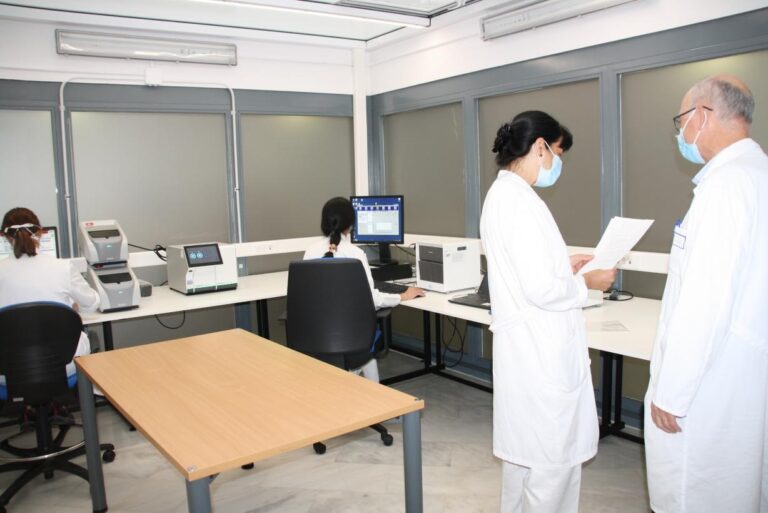 Más espacio y aparataje en el Servicio de Microbiología del Hospital de Cuenca