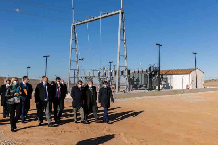 El parque fotovoltaico de Belinchón generará 2.500 MW anuales y 15.000 nuevos empleos