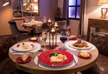 La OCU avisa de posibles prácticas abusivas en restaurantes con las comidas navideñas