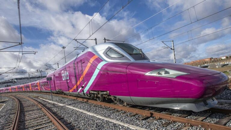 La venta de billetes del Avlo Madrid-Valencia con parada en Cuenca arranca hoy con precios a partir de 7 euros