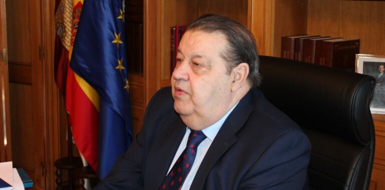 Fallece el expresidente de las Cortes de Castilla-La Mancha Jesús Fernández Vaquero Fallece el expresidente de las Cortes de Castilla-La Mancha Jesús Fernández Vaquero