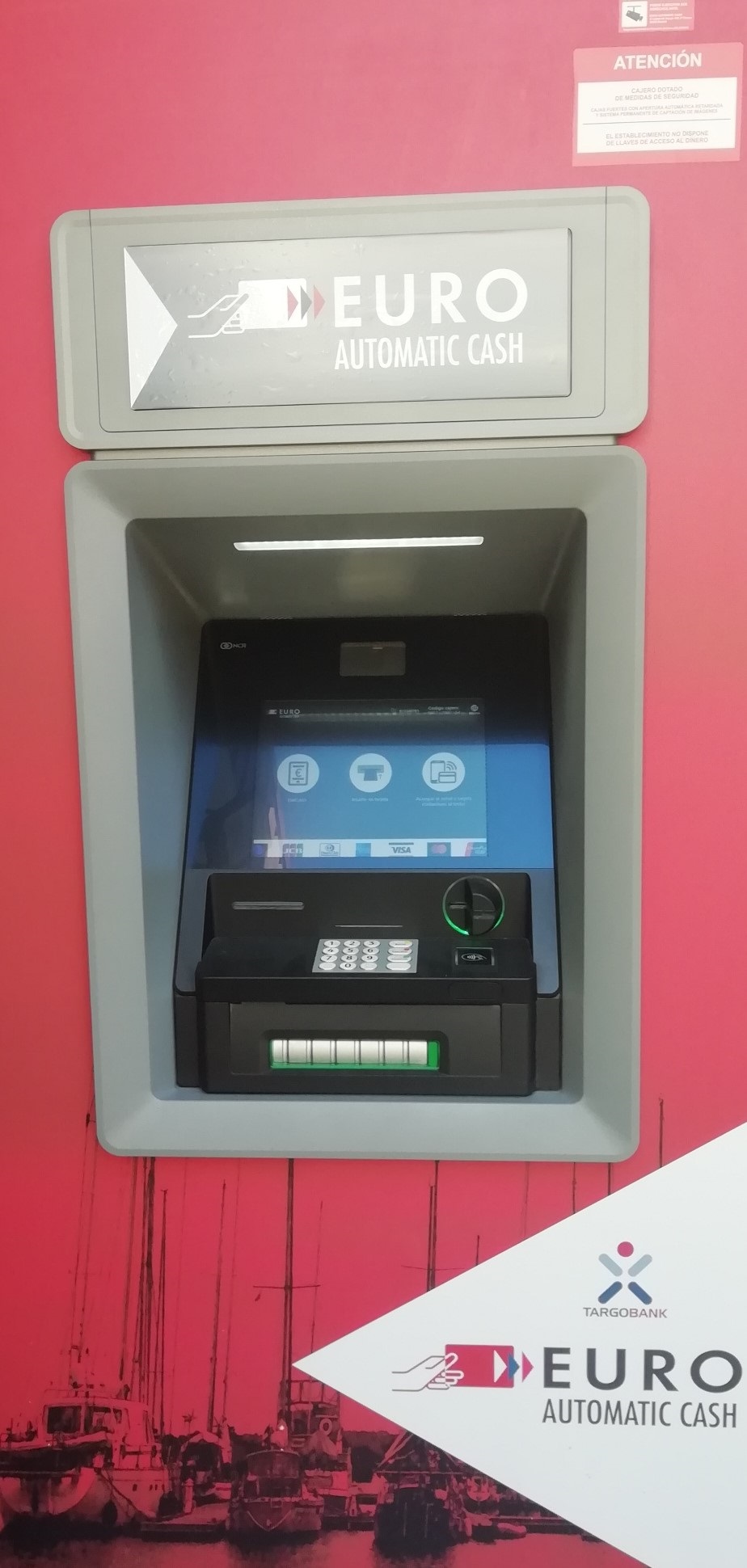 Nuevo cajero automático de Correos en la oficina principal de Albacete