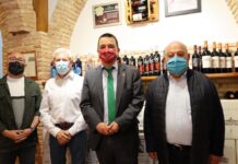 Las cooperativas dan valor al producto embotellando el vino y crean futuro en medio rural