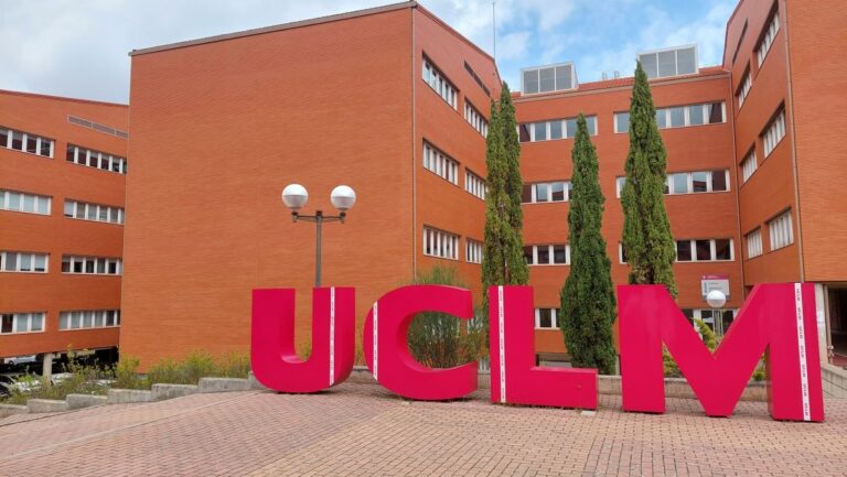 Ayudas de hasta 5.000 euros para proyectos de inicio en la formación investigadora en el campus de Cuenca