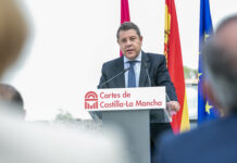 Page pide mucha prudencia porque «al virus hay que rematarlo» y no olvidar «para no caer en el mismo error»