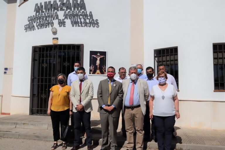 Castilla-La Mancha pone a disposición del sector agroalimentario 250 millones en ayudas para movilizar 1.300 de inversión privada