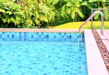 Fallece un hombre tras ser hallado inconsciente en una piscina en La Poblachuela