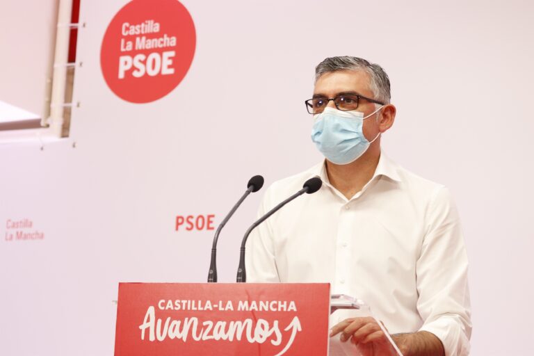 PSOE lamenta que el PP se «quede solo» mientras todas las CCAA muestran apoyo en la crisis de Afganistán PSOE lamenta que el PP se «quede solo» mientras todas las CCAA muestran apoyo en la crisis de Afganistán