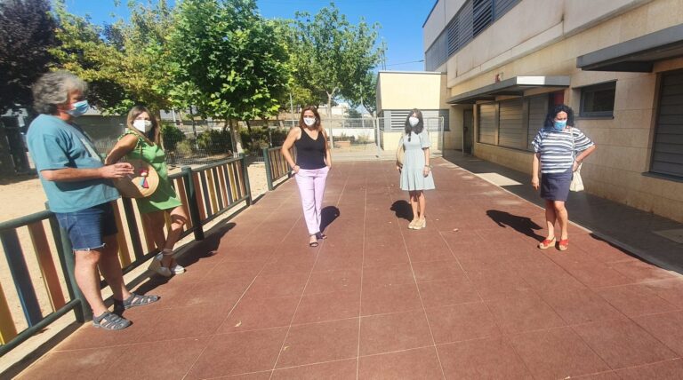 El colegio público Hermenegildo Moreno de la localidad de Villanueva de la Jara contará con nueva aula de infantil para garantizar las medidas sanitarias