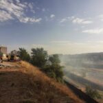 Cuenca pide a Adif que limpie sus terrenos anexos a la estación y vías de tren, tras el incendio de este lunes