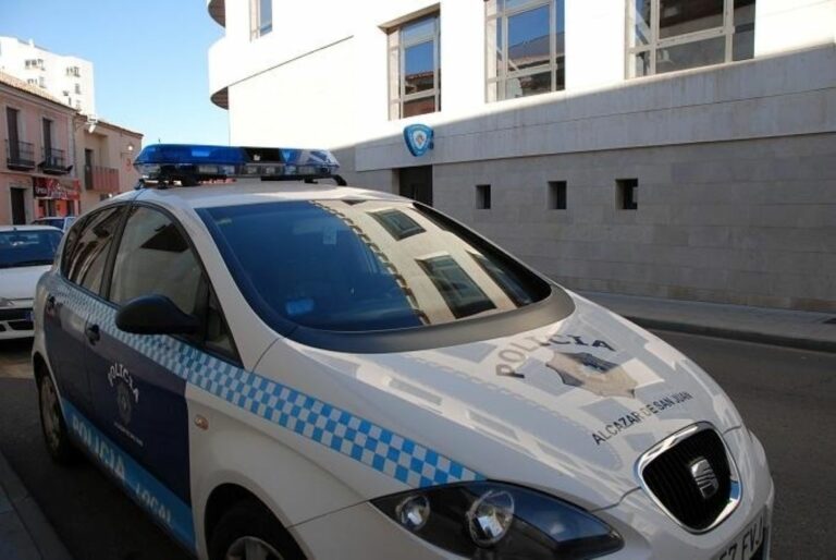 Detenido tras romper un escaparate para robar en Alcázar de San Juan Detenido tras romper un escaparate para robar en Alcázar de San Juan