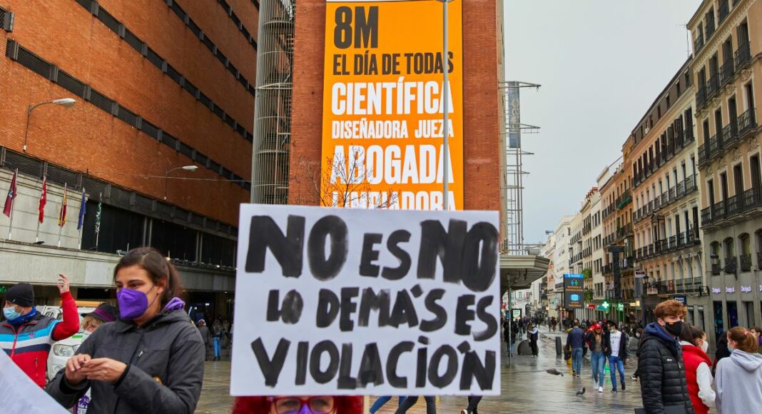 abuso sexual, violancion, manifestacion, 8M, feminismo,