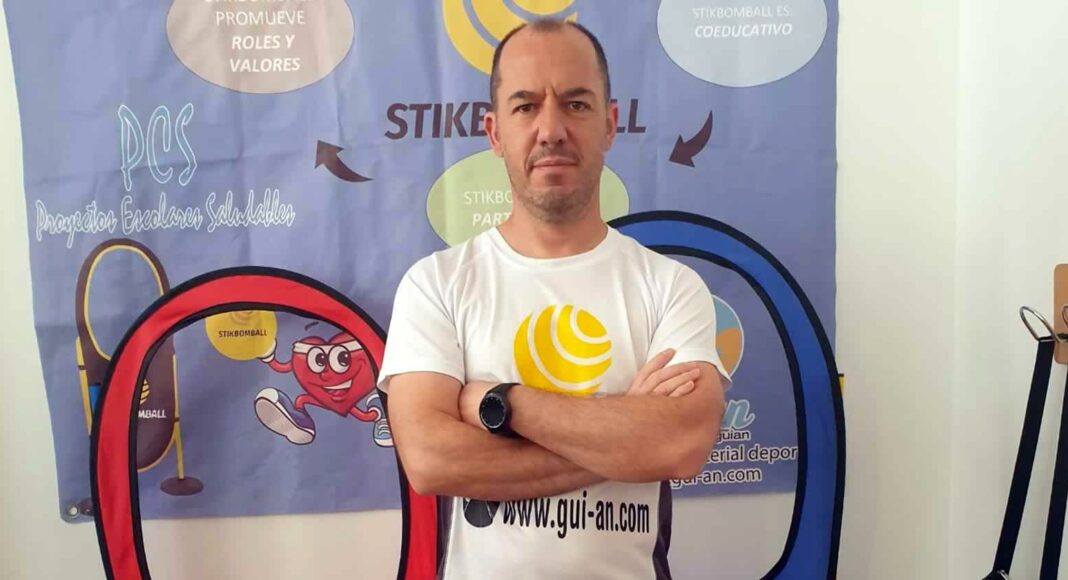 Carmelo Trapero Huete - Stikbomball