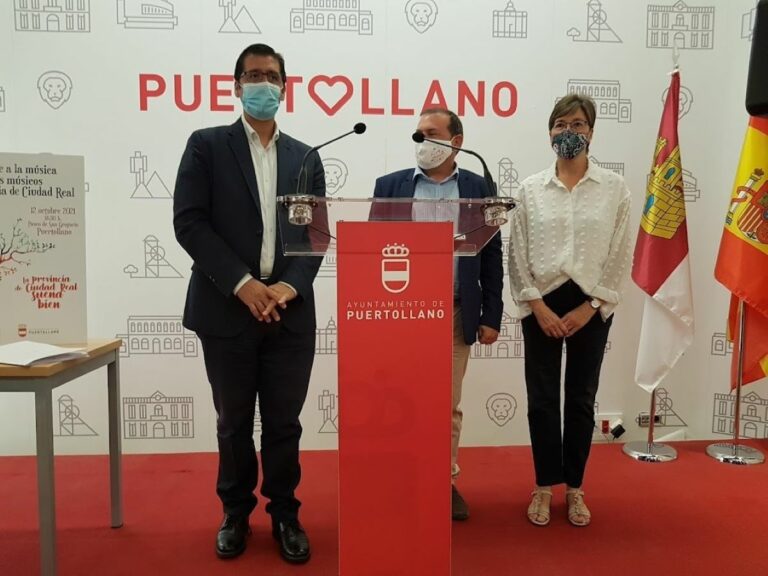Caballero avanza un gasto extraordinario de 300.000 euros para un plan de asfaltado en Puertollano Caballero avanza un gasto extraordinario de 300.000 euros para un plan de asfaltado en Puertollano