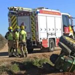 Fallece un hombre de 80 años tras volcar el tractor que conducía en El Acebrón