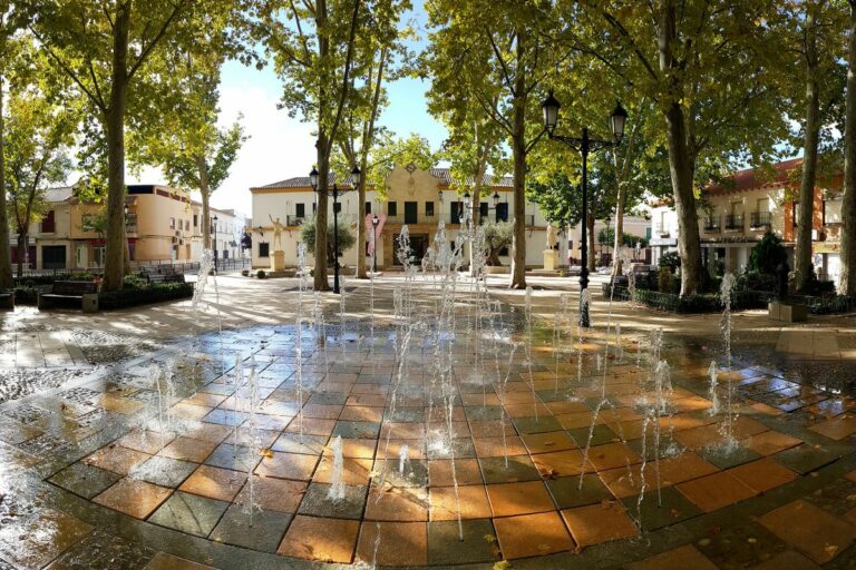 Aprobados 35.000 euros en ayudas a empresarios y profesionales de Argamasilla de Alba Aprobados 35.000 euros en ayudas a empresarios y profesionales de Argamasilla de Alba