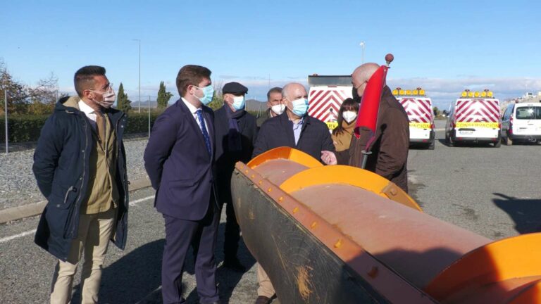 Aumentan los medios humanos y materiales para hacer frente al invierno en las carreteras de Castilla-La Mancha Aumentan los medios humanos y materiales para hacer frente al invierno en las carreteras de Castilla-La Mancha