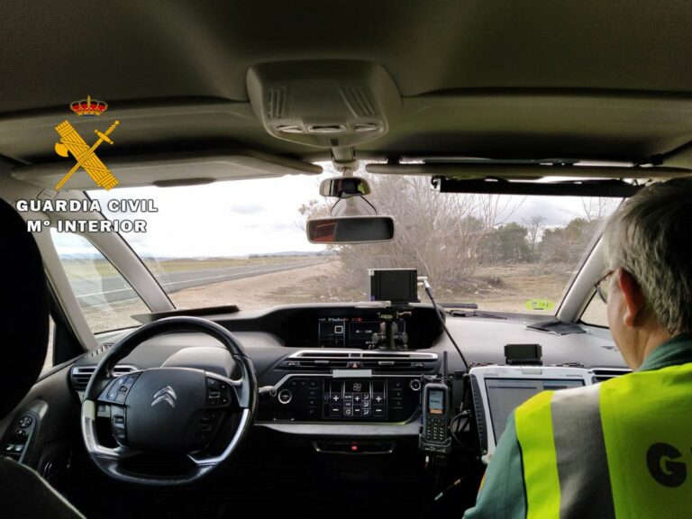 Conducía por la AP-36 a 212 kilómetros/hora, casi 100 por encima de la velocidad permitida