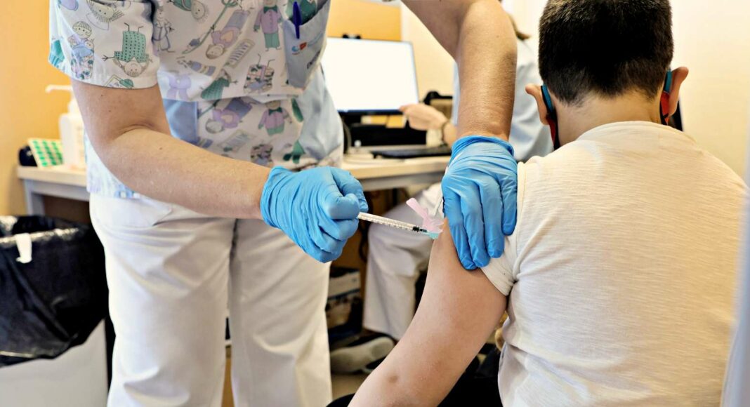 Vacuna coronavirus - niños - 016-20220108