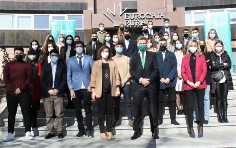 Eurocaja Rural da la bienvenida a 44 alumnos universitarios que comienzan sus prácticas en la Entidad