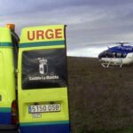 Fallece un trabajador en Altarejos tras caerle encima maquinaria Ambulancia y helicóptero sanitario