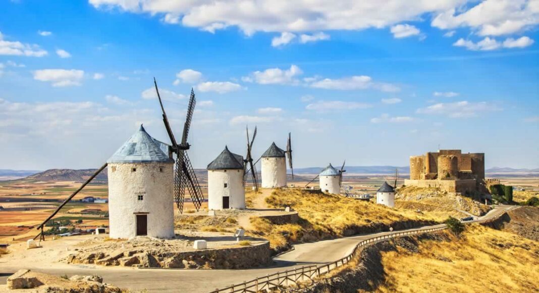 Molinos de viento y castillo de Consuegra