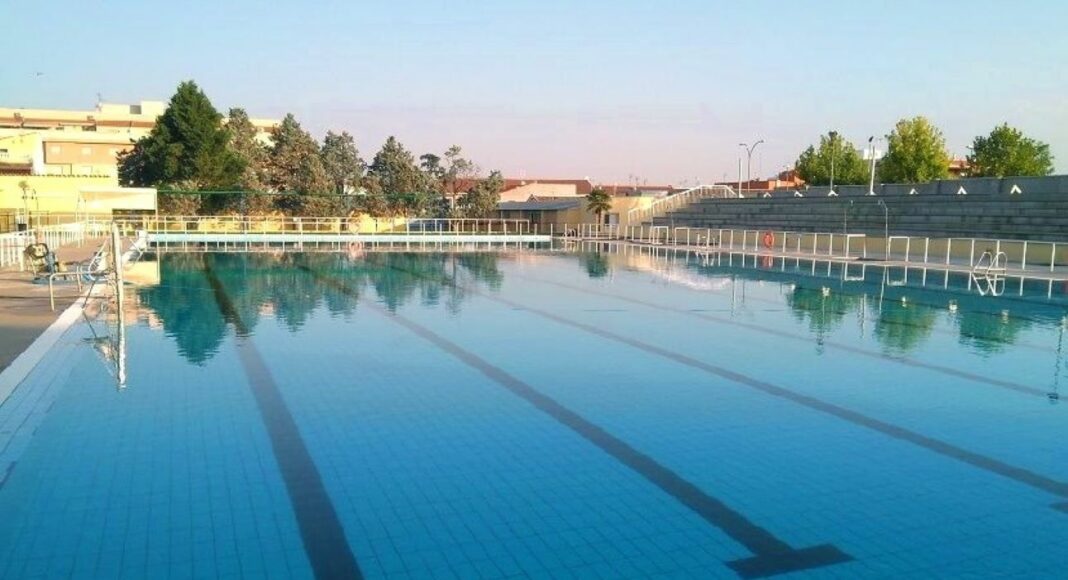 piscina municipal de Valdepeñas