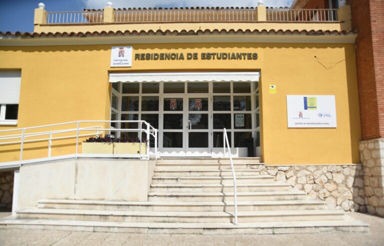 Las plazas para residencias escolares de Castilla-La Mancha podrán pedirse desde este miércoles