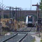 Emoción y reivindicación marcan el último servicio de tren Aranjuez-Cuenca