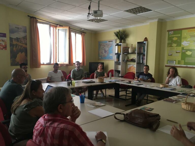 UCLM Rural y la Asociación para el Desarrollo de La Manchuela trabajan en un proyecto para la dinamización de la comarca
