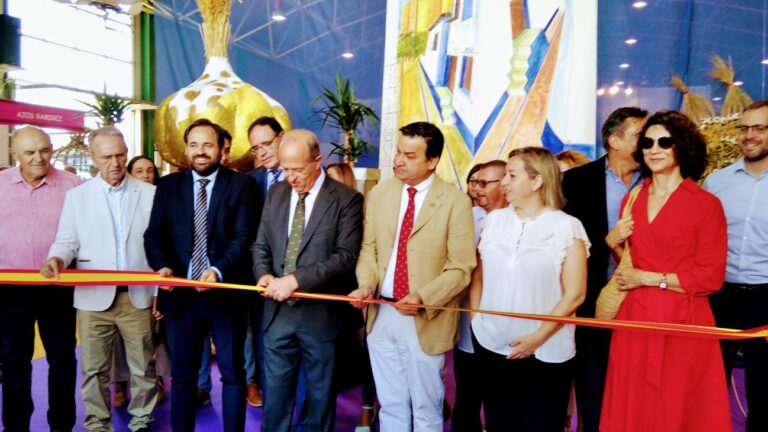 Inaugurada la XLVIII Feria Internacional del Ajo de Las Pedroñeras, que se celebrará hasta el domingo