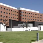 Cuatro heridos, dos menores, tras caer por un terraplén un coche en Almodóvar del Campo