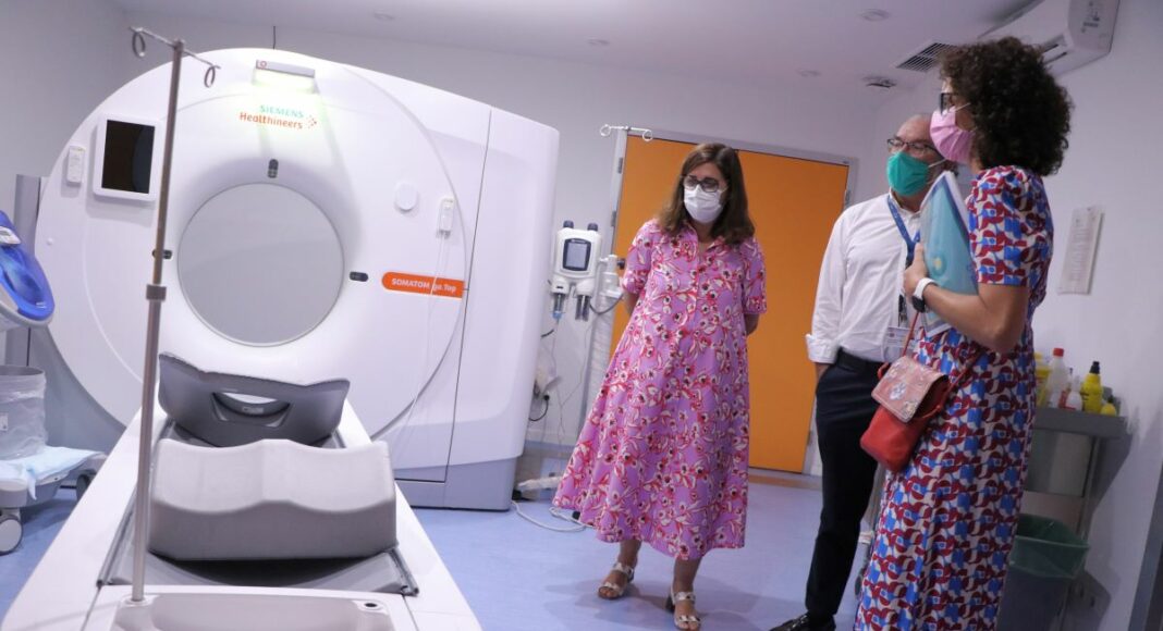 Regina Leal en el Hospital de Almansa 030822