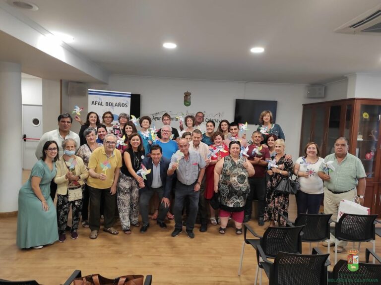 El Día Mundial del Alzheimer se conmemoró en Bolaños con la lectura de un manifiesto