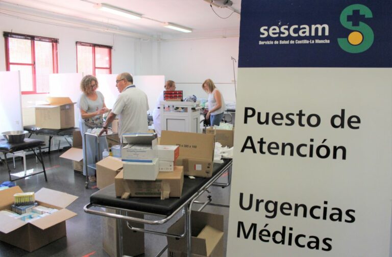 Un puesto para urgencias médicas en la Feria de Albacete, ubicado en el colegio público ‘Feria’