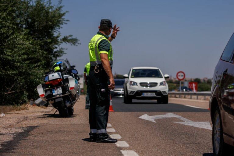 Detenido conductor por conducción temeraria a 220 km/h en AP-36 Detenido conductor por conducción temeraria a 220 km/h en AP-36