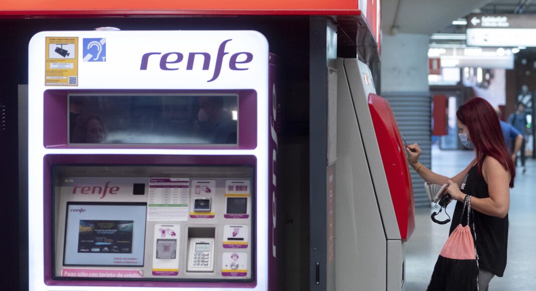 Máquina de venta de billetes de tren de RENFE