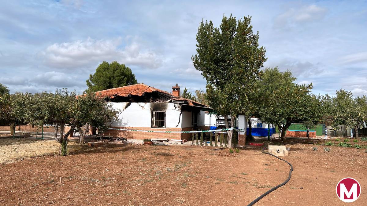 Incendio en la casa donde vivían el tirador de Argamasilla de Calatrava y su padre
