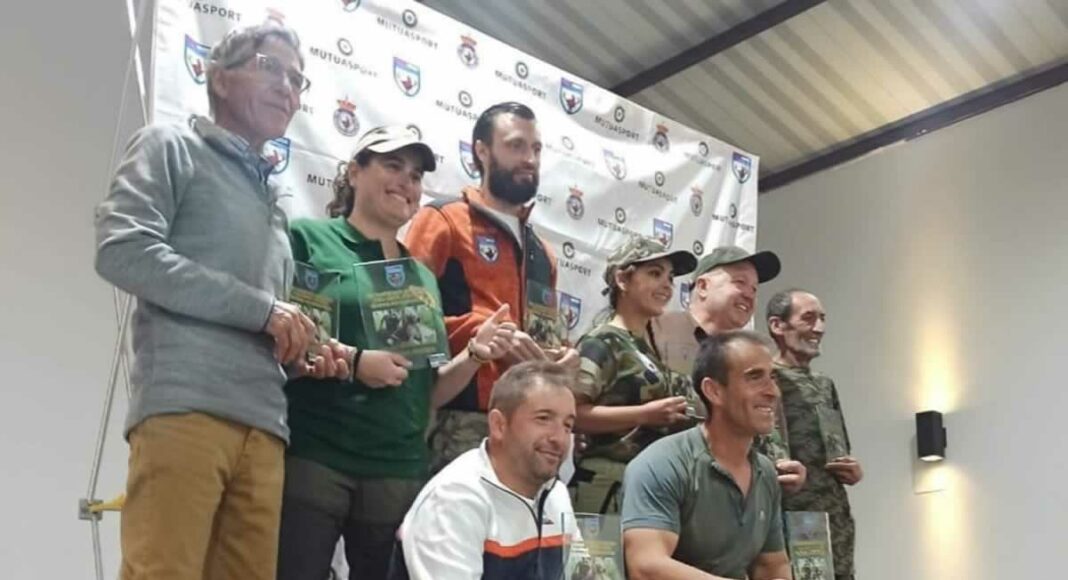 Roberto Fernández, Beatriz Fernández y Paulino Tornero, campeones autonómicos de caza menor con perro