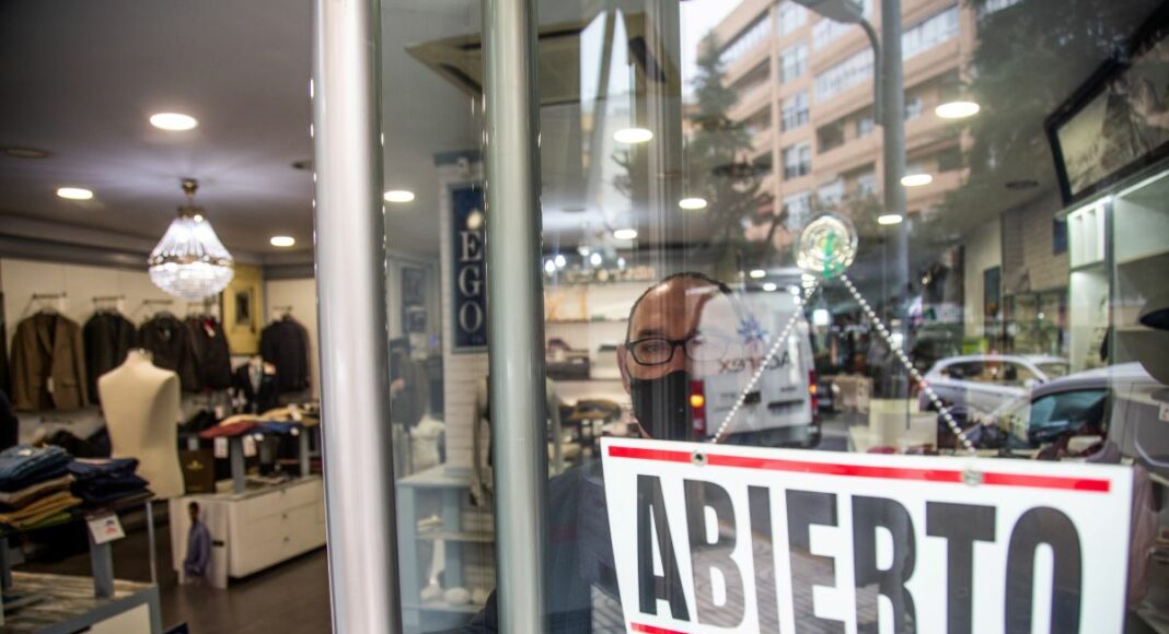 Comercios, comercio abierto, tienda