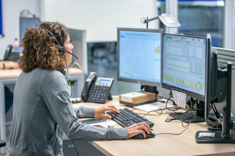 El 112 de C-LM atendió más de 3.800 llamadas durante Nochebuena y Nochevieja El 112 de C-LM atendió más de 3.800 llamadas durante Nochebuena y Nochevieja