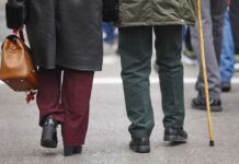 Las pensiones contributivas y de clases pasivas subirán en torno a un 2,8 % en 2025