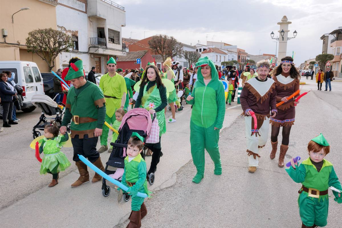 Los centros educativos de Argamasilla de Alba deslumbraron en el Gran Desfile de Comparsas Infantiles