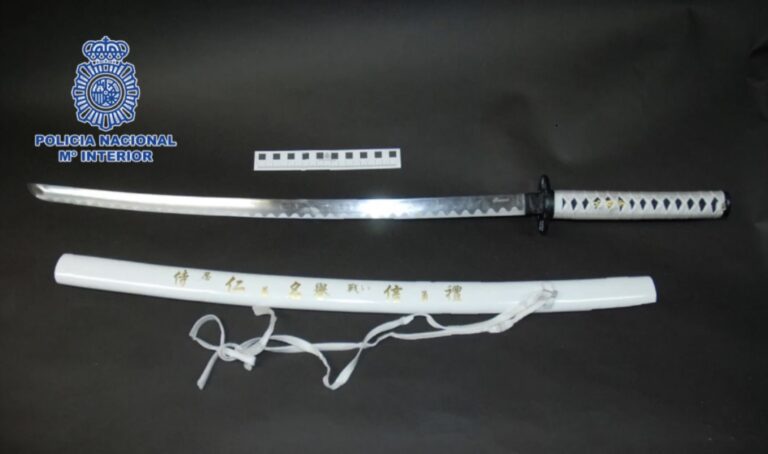 Detenido tras amenazar a una vecina con una katana en Cuenca