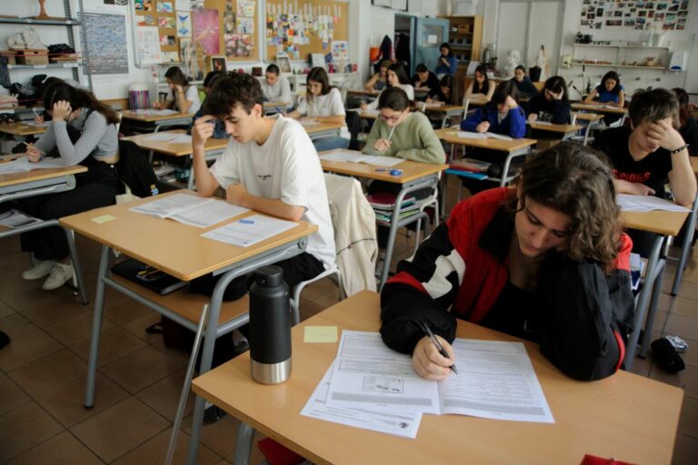 Se buscan a los mejores estudiantes de bachiller de Castilla-La Mancha: convocados los Premios Extraordinarios